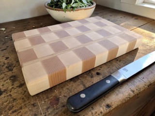 Deska kuchenna sztorcowa 21x35,5x4,3 cm - buk, jawor, dąb
