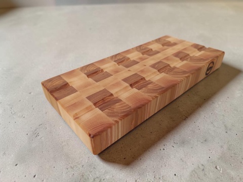 Deska sztorcowa jesionowa 36×16,5×4,7 cm - mała podkładka na blat