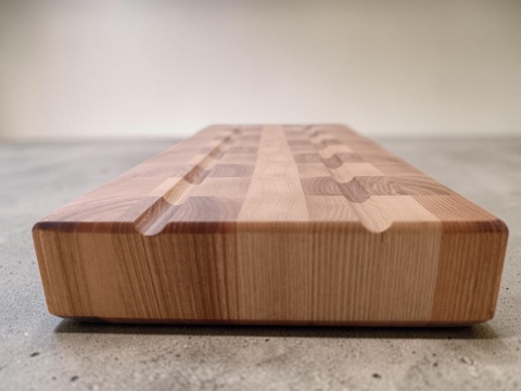 Deska sztorcowa jesionowa 36×16,5×4,7 cm - mała podkładka na blat