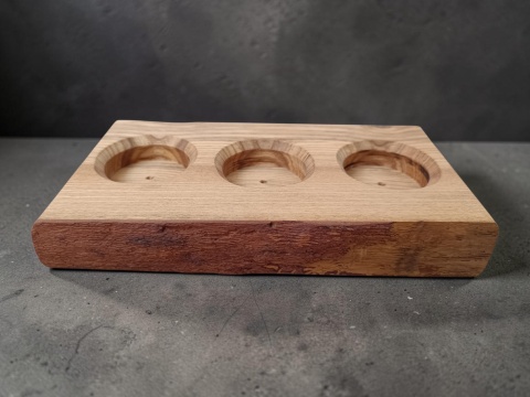 Świecznik jesionowy z naturalną krawędzią - 3x tealight, nastrojowy